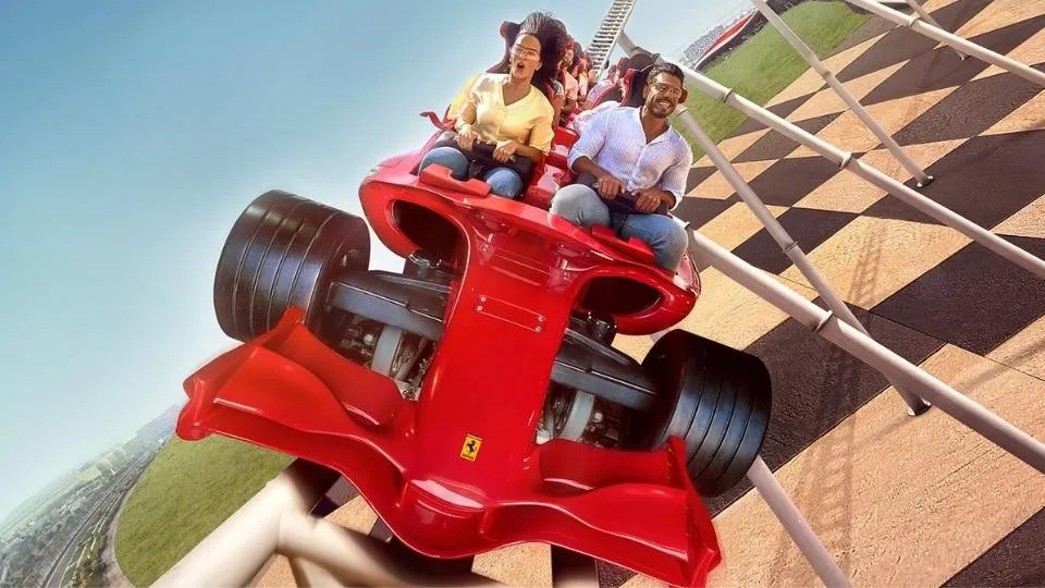 Тематические парки острова Яс – Ferrari World Абу-Даби, Yas Waterworld, Warner Bros. World™ - Image 1